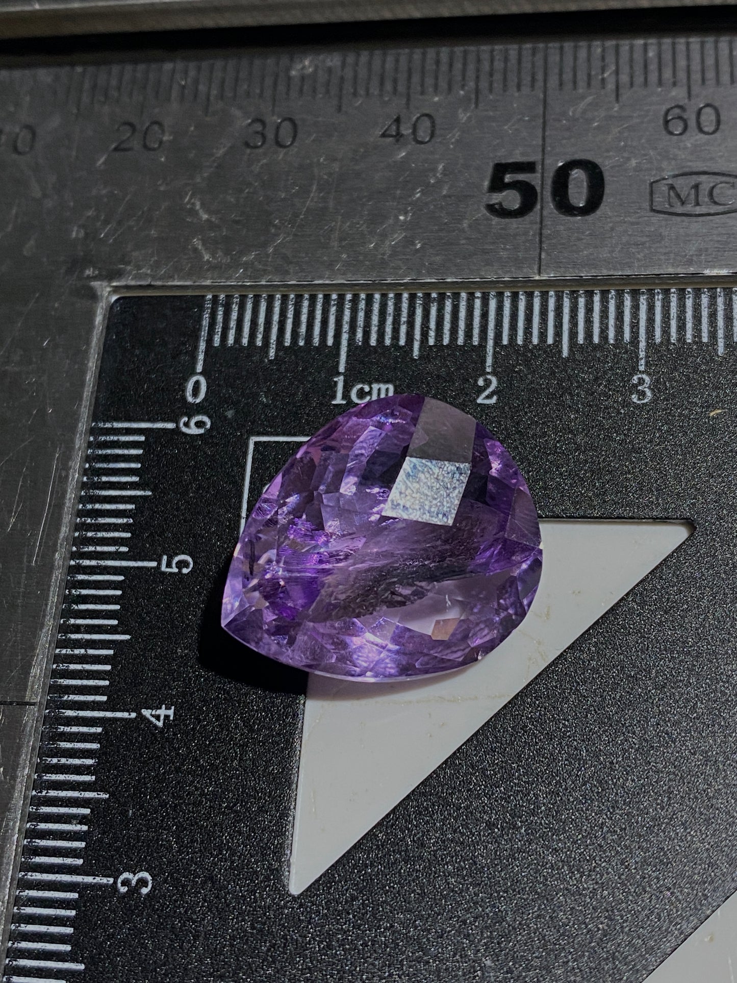AMETHYST NATURAL GEMSTONE : GALILEIA, MINAS GERAIS, BRAZIL. 17.23Ct. MFG4877