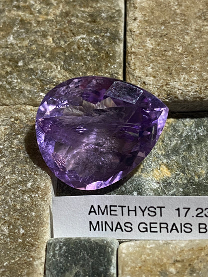 AMETHYST NATURAL GEMSTONE : GALILEIA, MINAS GERAIS, BRAZIL. 17.23Ct. MFG4877