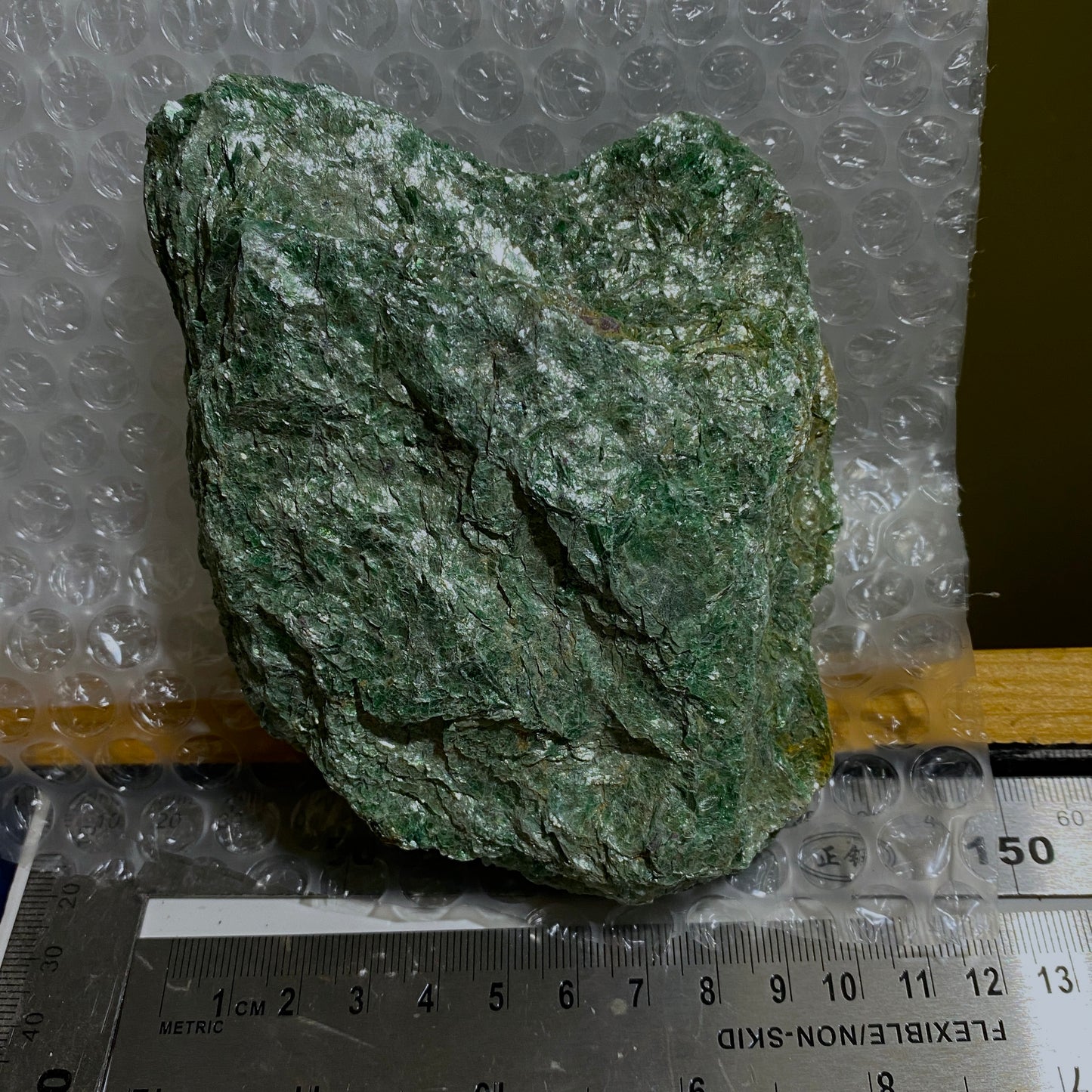 FUCHSITE [MICA] - GRAVES MOUNTAIN, GEORGIA, U.S.A. LARGE 611g MF4013