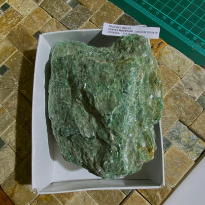 FUCHSITE [MICA] - GRAVES MOUNTAIN, GEORGIA, U.S.A. LARGE 611g MF4013