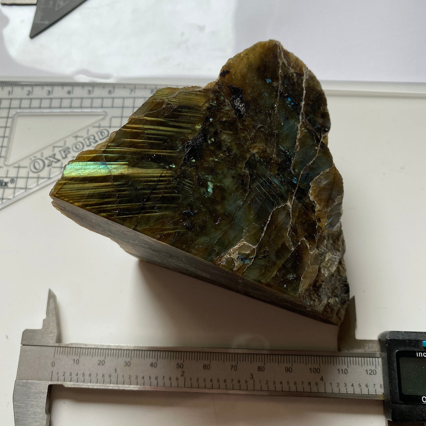 LABRADORITE - SAINT-AGATHE-DES-MONTS, QUEBEC, CANADA LARGE 658g MF1041