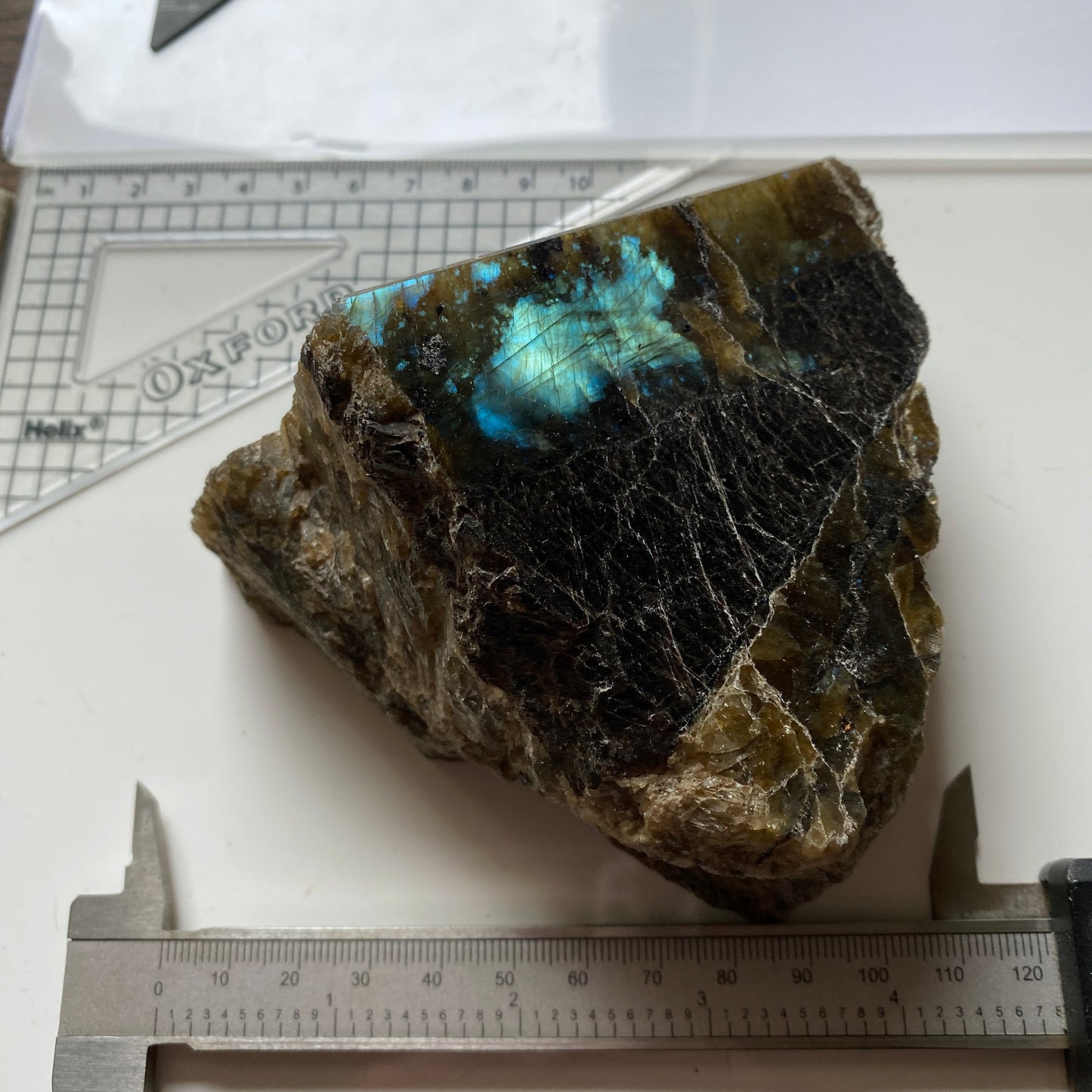 LABRADORITE - SAINT-AGATHE-DES-MONTS, QUEBEC, CANADA LARGE 658g MF1041