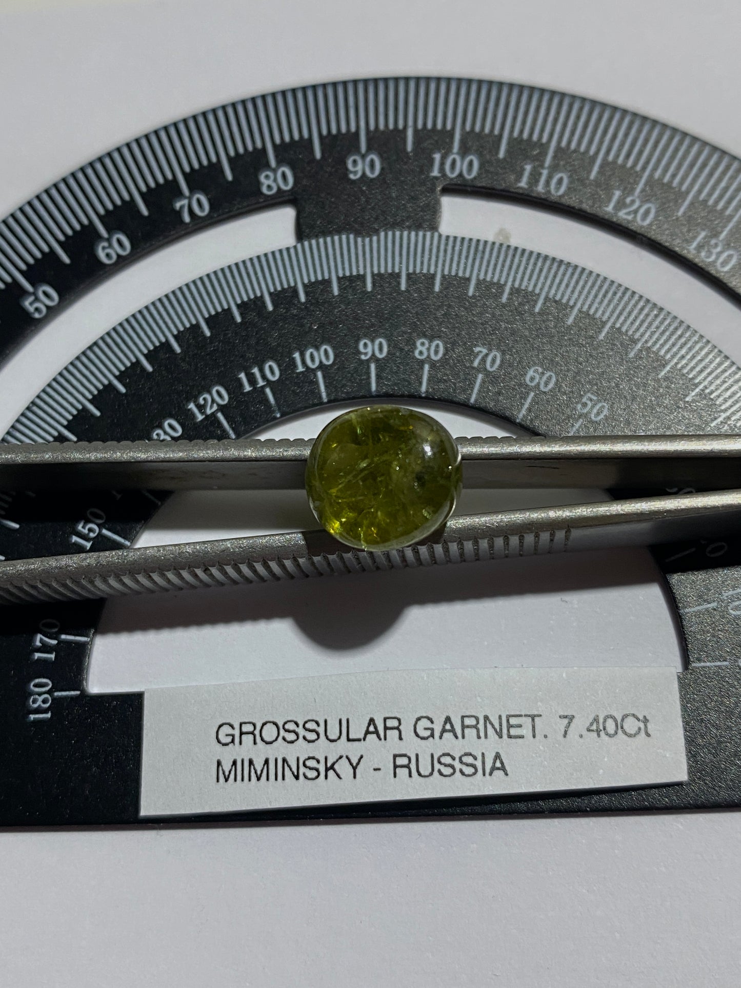 GROSSULAR GARNET NATURAL GEMSTONE : MIMINSKY, SAKHA, RUSSIA. 7.40Ct. MFG4882
