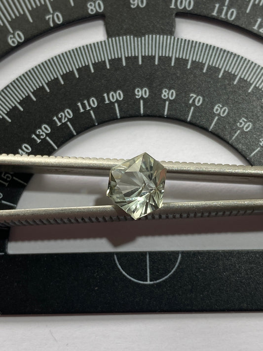 PRASIOLITE QUARTZ NATURAL GEMSTONE : BAHIA, BRAZIL  2.47Ct. MFG4885