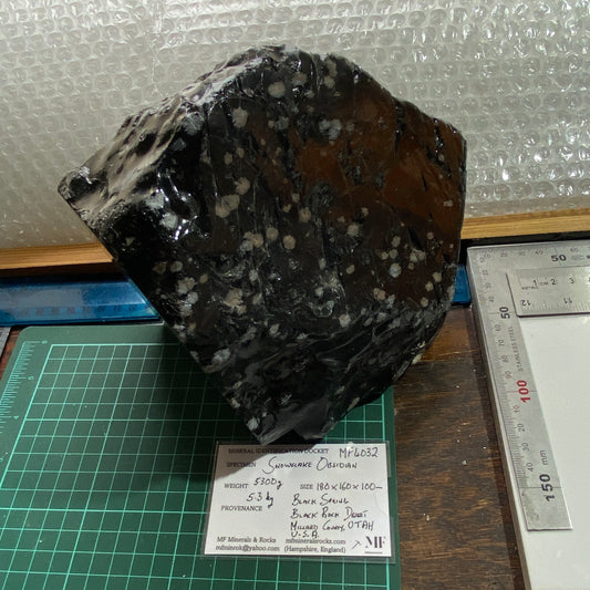 SNOWFLAKE OBSIDIAN FROM BLACK SPRING, UTAH, U.S.A SUBSTANTIAL 5.3kg MF4032