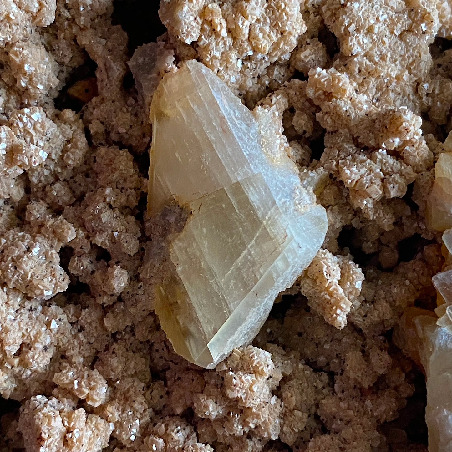 DOLOMITE ON CALCITE [WITH PYRITE ETC] FROM CAVNIC MINE SUBSTANTIAL 2300g MF1101