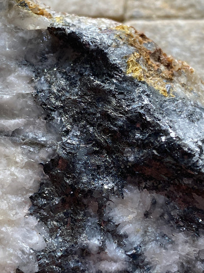 STIBNITE IN QUARTZ : HARE HILL, NEW CUMNOCK, AYRSHIRE, SCOTLAND 104g MF4861