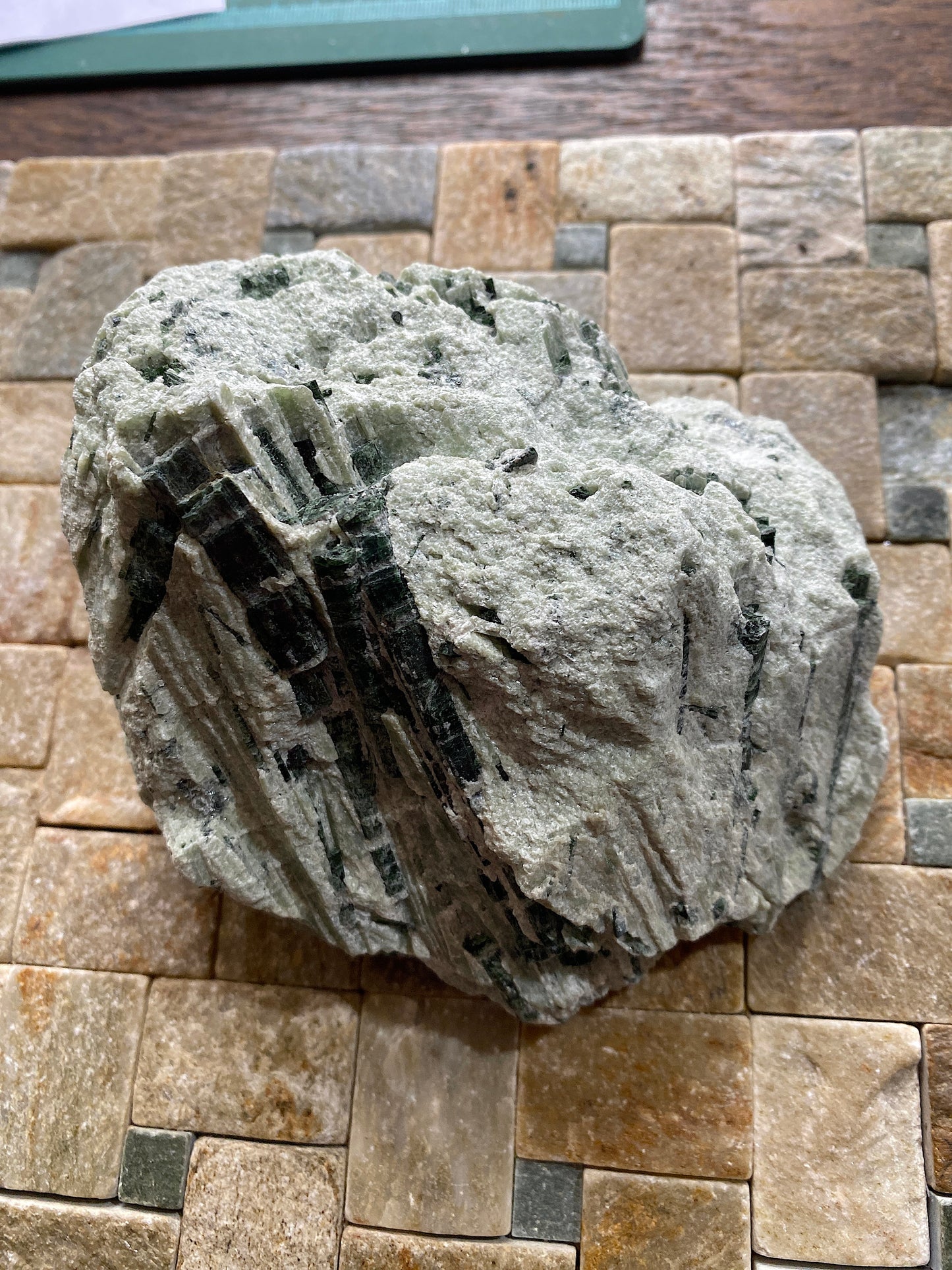 ACTINOLITE IN TALC : MAOL BEAG, AUCHTERTYRE, KYLE OF LOCHALSH, SCOTLAND 826g MF4862