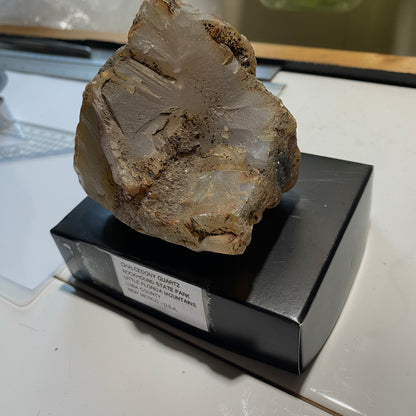 CHALCEDONY MICROCRYSTALLINE QUARTZ - ROCKHOUND STATE PARK, NEW MEXICO U.S.A.  400g MF1115