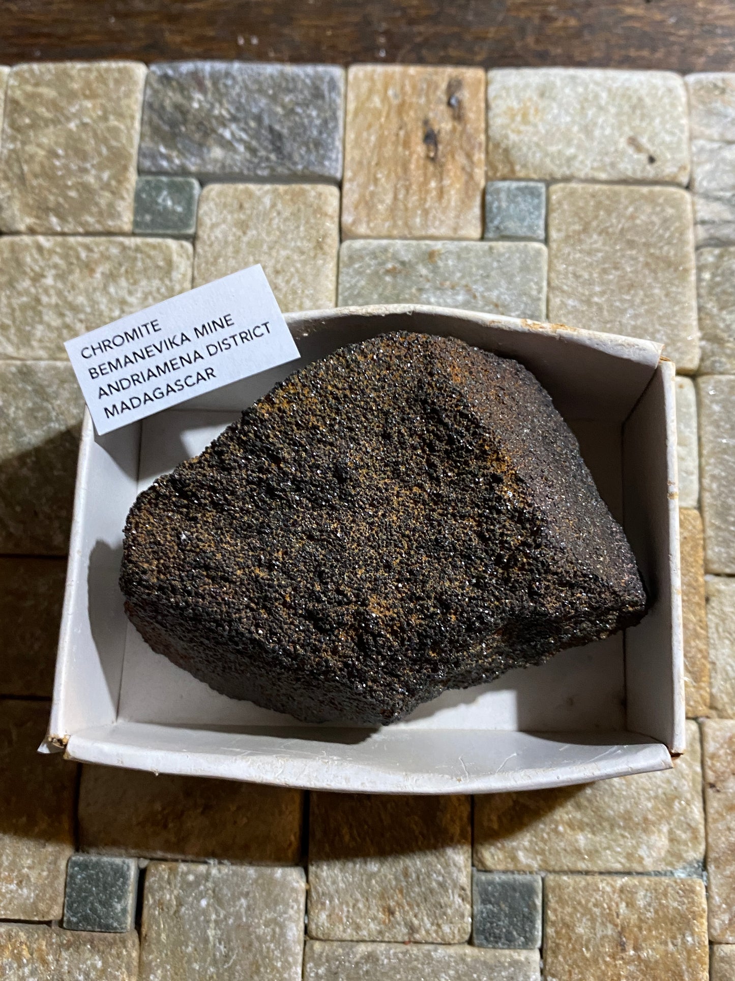CHROMITE : BEMANEVIKA MINE, ANFRIAMENA PROVINCE, MADAGASCAR 182g MF4763