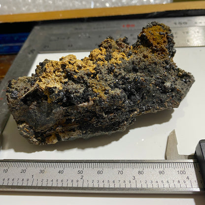 SPHALERITE [ETC] FROM SILVERBROOK MINE, ILSINGTON, DEVON. 274g MF4031