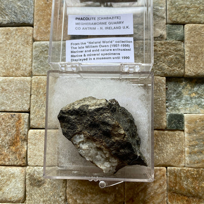 CHABAZITE [ZEOLITE GROUP] - MEGHERAMORNE QUARRY, N. IRELAND  45g MF1164