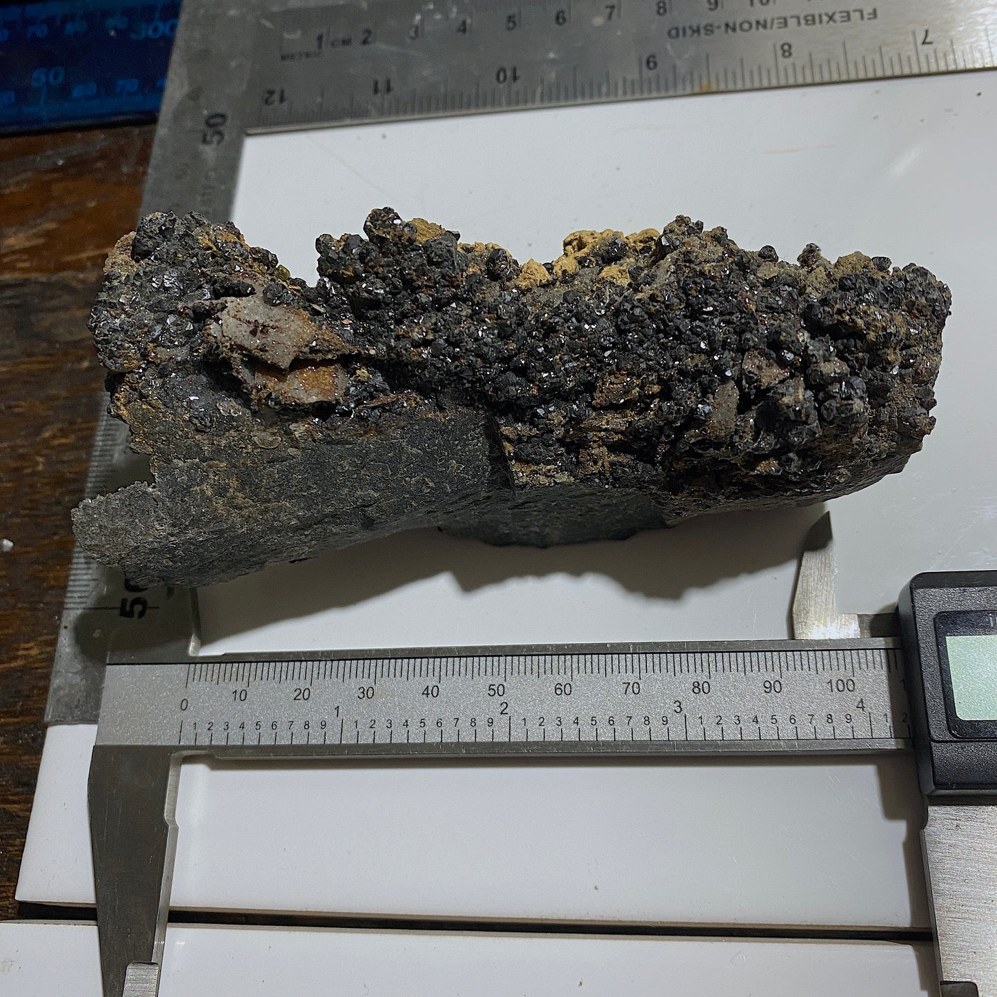 SPHALERITE [ETC] FROM SILVERBROOK MINE, ILSINGTON, DEVON. 274g MF4031