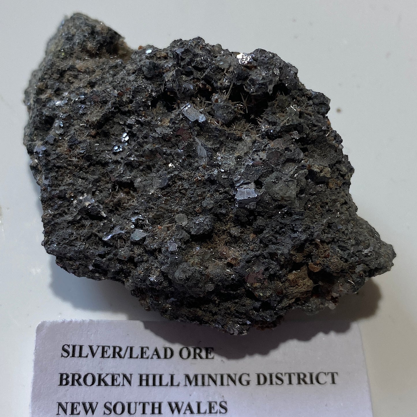 MINERAL DE PLATA/PLOMO DE BROKEN HILL, NSW AUSTRALIA 44g MF1147