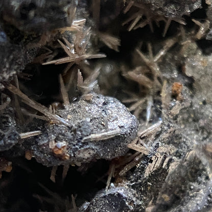 MINERAL DE PLATA/PLOMO DE BROKEN HILL, NSW AUSTRALIA 44g MF1147