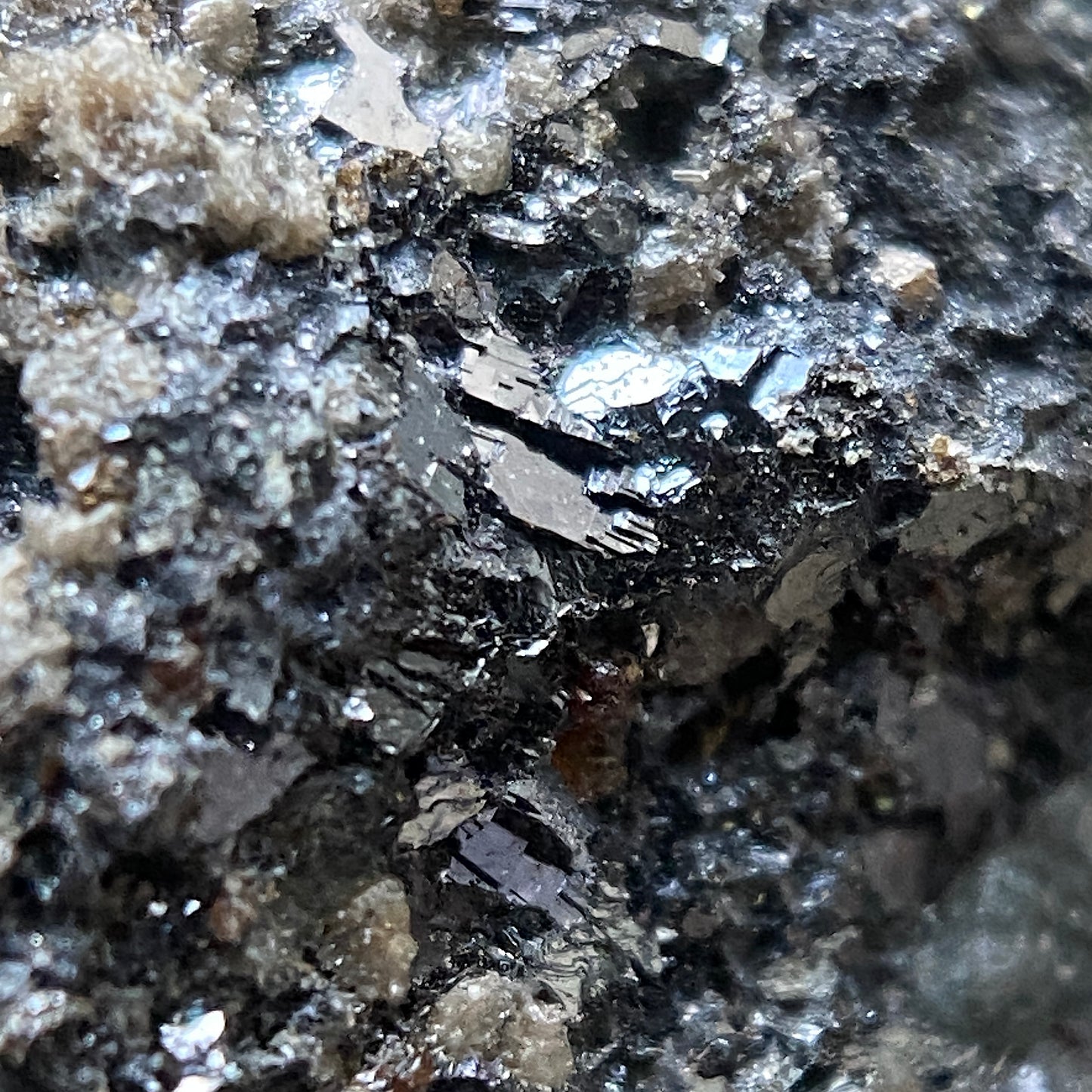 MINERAL DE PLATA/PLOMO DE BROKEN HILL, NSW AUSTRALIA 44g MF1147