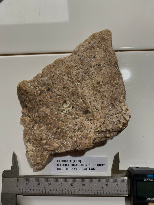 KILCHRIST MARBLE WITH FLUORITE : MARBLE QUARRIES, ISLE OF SKYE, SCOTLAND 393g MF4871