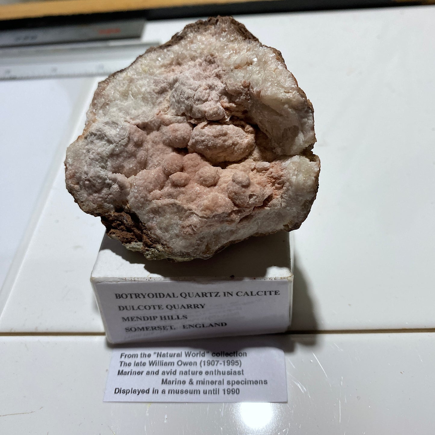 BOTRYOIDAL QUARTZ IN CALCITE GEODE - DULCOTE, SOMERSET, ENGLAND 138g MF1158