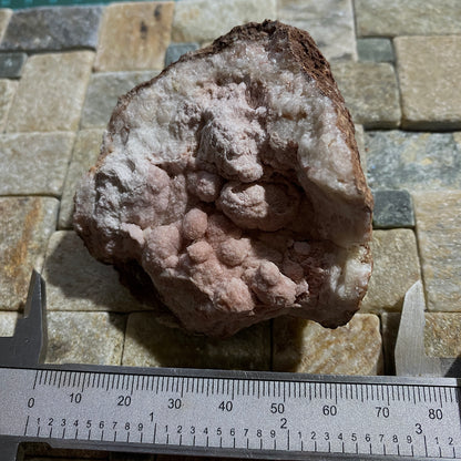 BOTRYOIDAL QUARTZ IN CALCITE GEODE - DULCOTE, SOMERSET, ENGLAND 138g MF1158