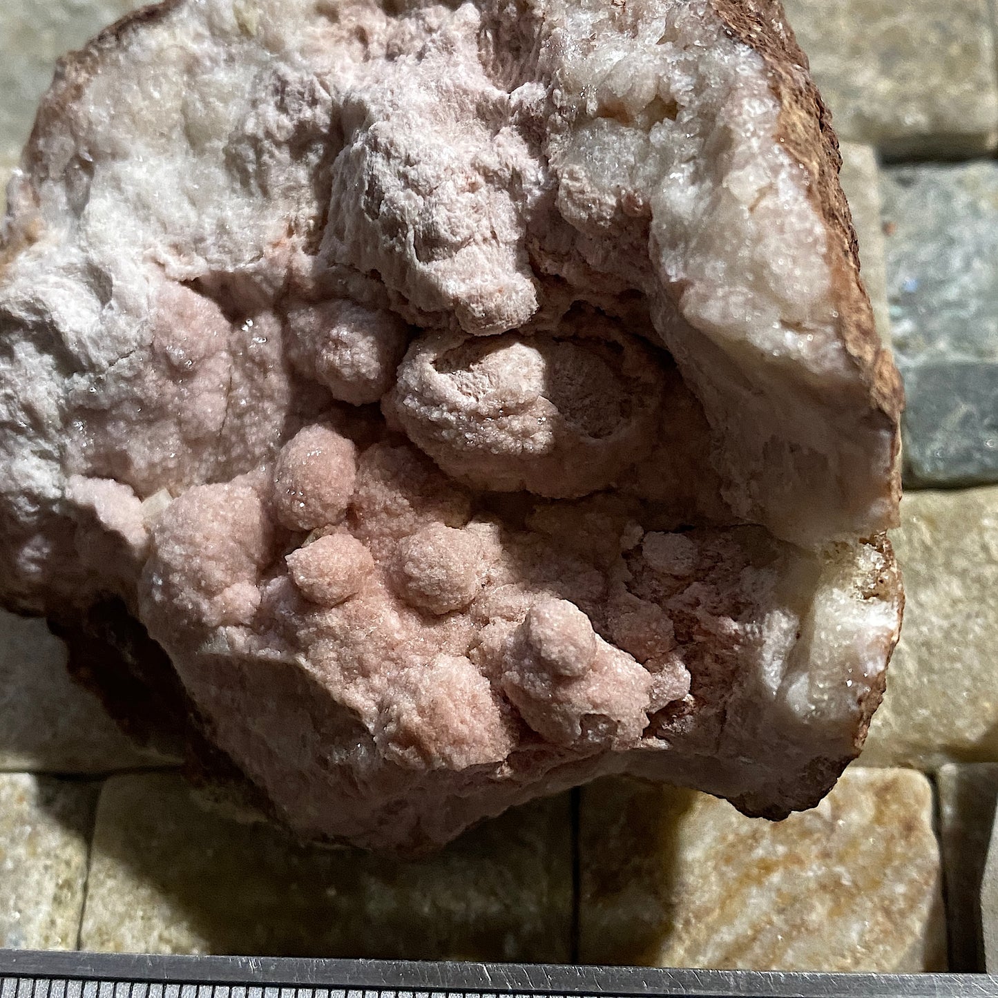 BOTRYOIDAL QUARTZ IN CALCITE GEODE - DULCOTE, SOMERSET, ENGLAND 138g MF1158