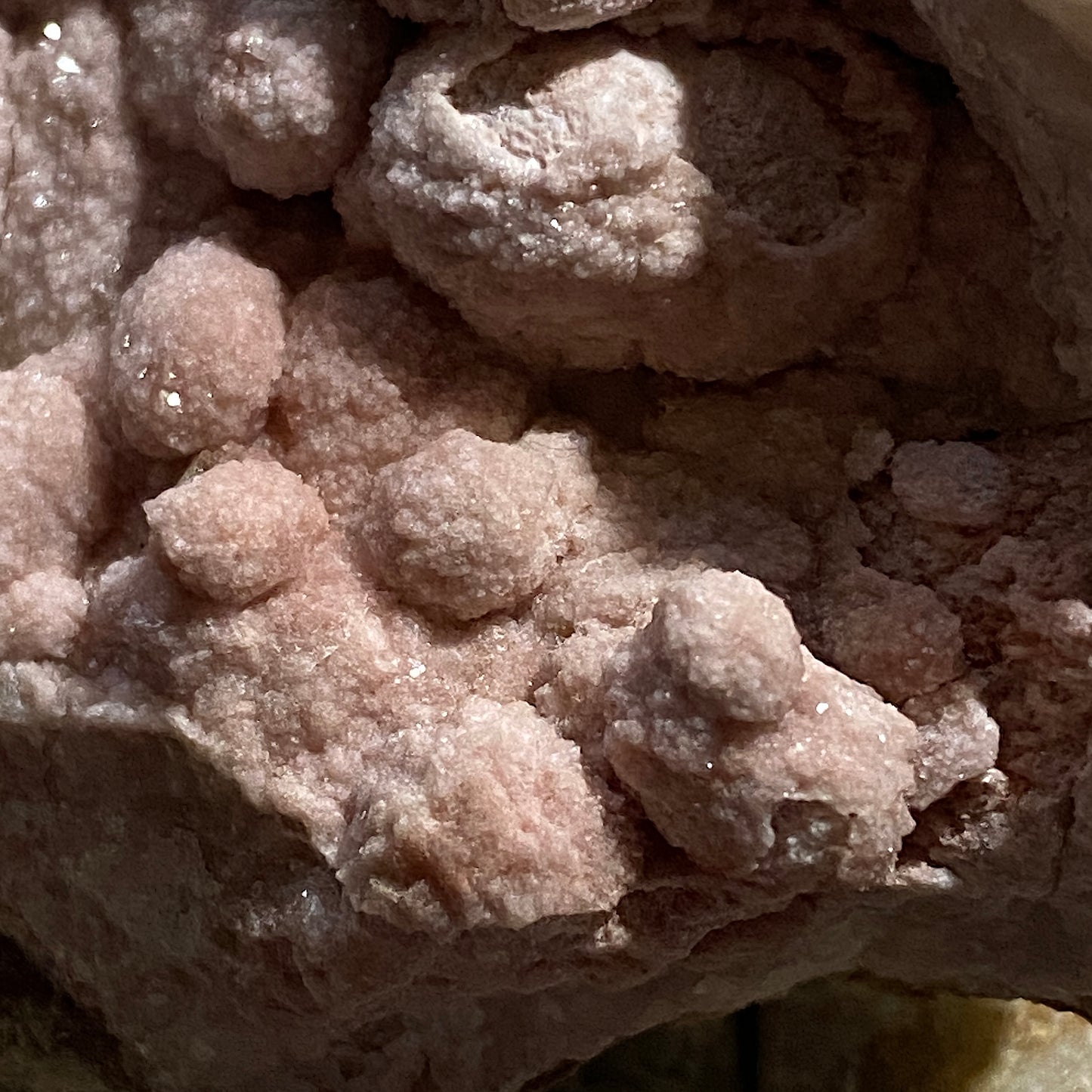 BOTRYOIDAL QUARTZ IN CALCITE GEODE - DULCOTE, SOMERSET, ENGLAND 138g MF1158