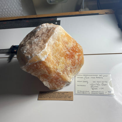 ORANGE CALCITE HEAVY SPECIMEN - TAFF'S WELL QUARRY, WALES, U.K. 2950g MF4040