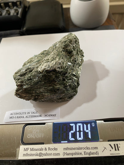 ACTINOLITE IN TALC : MO-I-RANA, ALTERMARK, NORWAY   204g MF4877