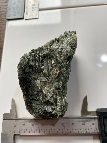 ACTINOLITE IN TALC : MO-I-RANA, ALTERMARK, NORWAY   204g MF4877