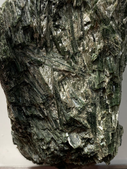 ACTINOLITE IN TALC : MO-I-RANA, ALTERMARK, NORWAY   204g MF4877