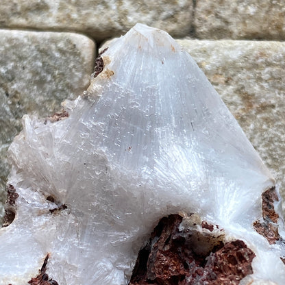 NATROLITE - MEGHERAMORNE QUARRY, CO ANTRIM, N. IRELAND 16g MF1165