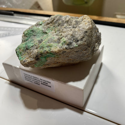 EMERALD BERYL ON MATRIX FROM DAYAKOU EMERALD MINE, CHINA 345g MF1103