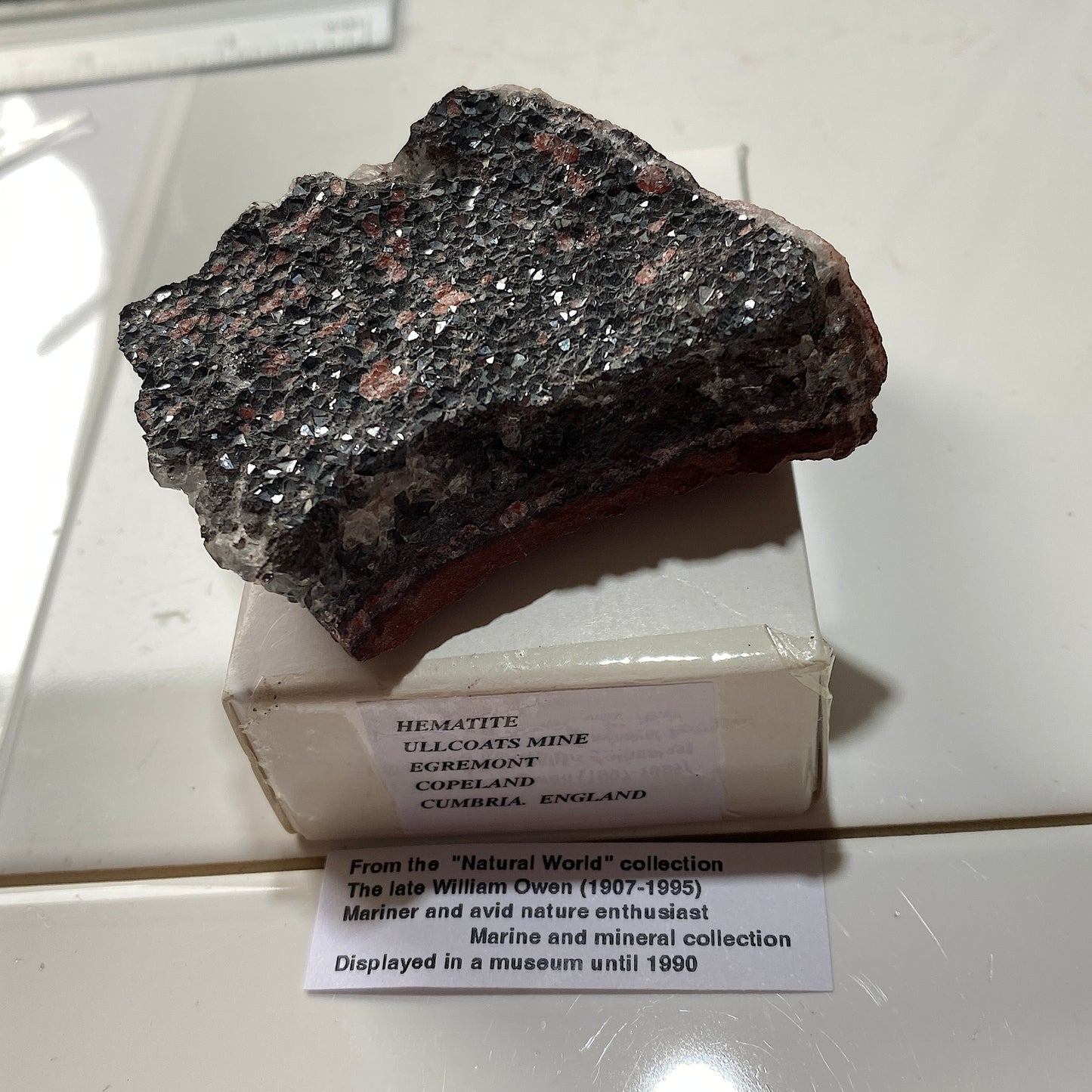 HEMATITE UNUSUAL SPECIMEN FROM ULLCOATS MINE, CUMBRIA 92g MF1196