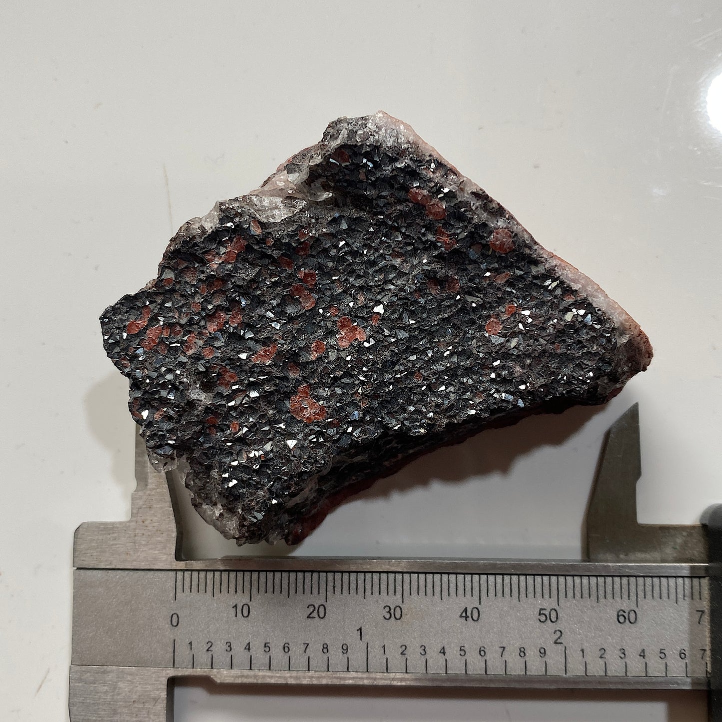 HEMATITE UNUSUAL SPECIMEN FROM ULLCOATS MINE, CUMBRIA 92g MF1196