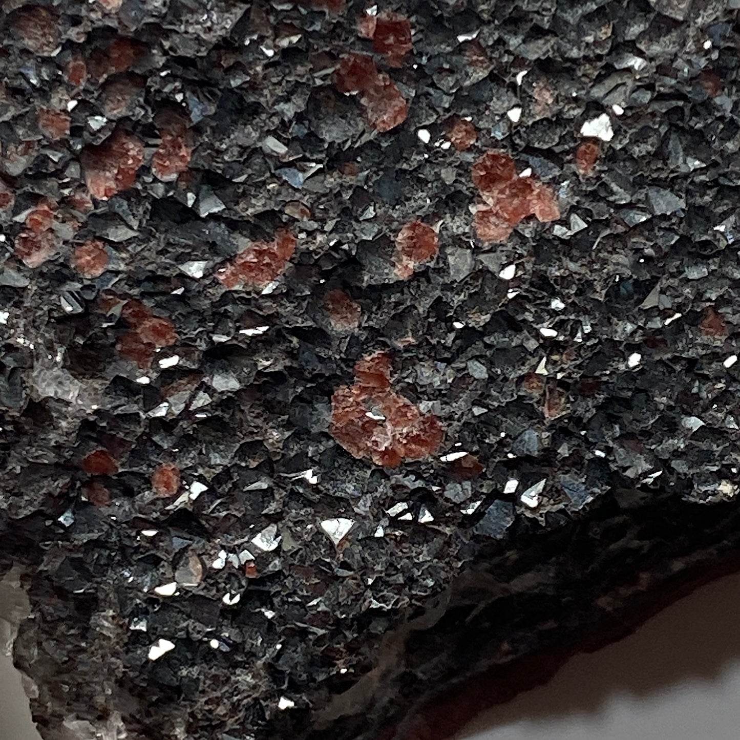 HEMATITE UNUSUAL SPECIMEN FROM ULLCOATS MINE, CUMBRIA 92g MF1196