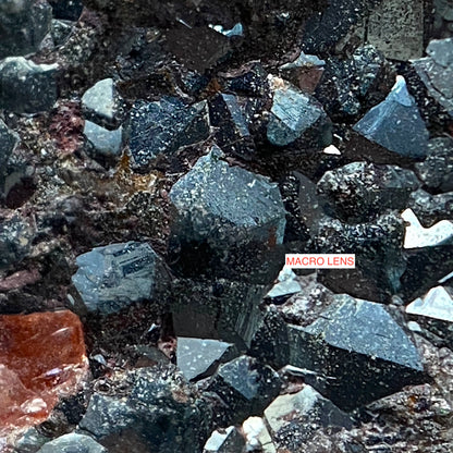 HEMATITE UNUSUAL SPECIMEN FROM ULLCOATS MINE, CUMBRIA 92g MF1196