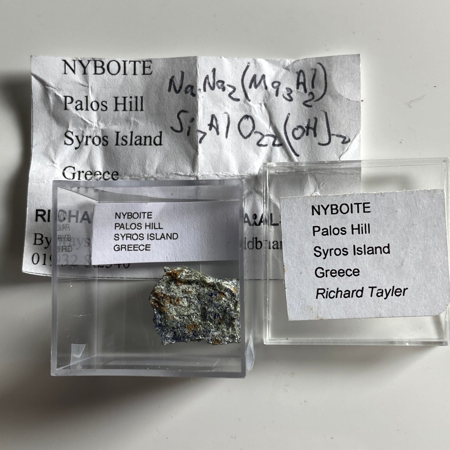 NYBOITE FROM PALOS HILL, SYROS ISLAND, GREECE. 3g MF1650