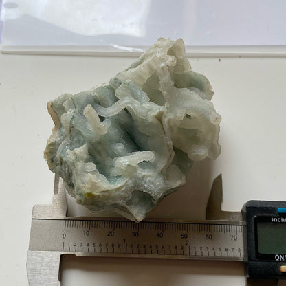 APOPHYLLITE ESPECIMEN INUSUAL Y ATRACTIVO 185g MF1182