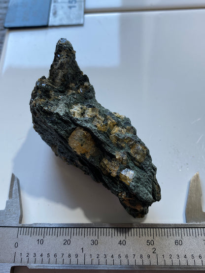 MAGNESITE CRYSTALS IN CHLORITE : MO-I-RANA, ALTERMARK, NORWAY 71g MF4886