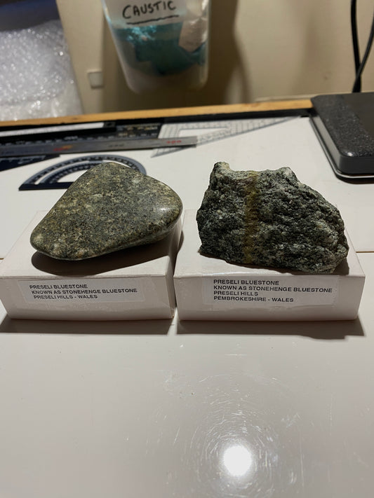 PRESILI BLUESTONES x 2 : PRESILI HILLS, PEMBROKESHIRE, WALES. 216g MF4889