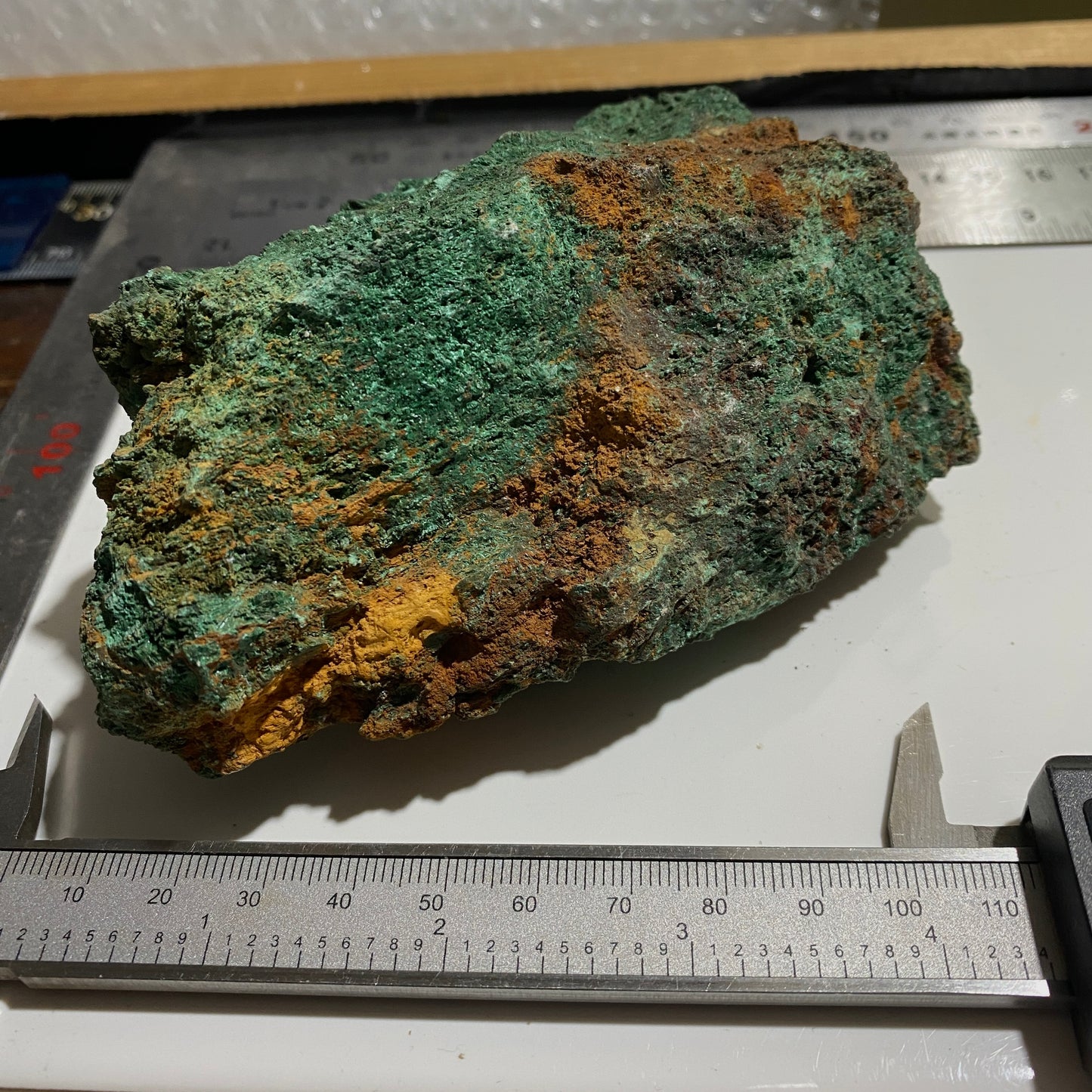 MALACHITE [ETC] - SOUTH CARADON MINE, CORNWALL  587g. MF4054