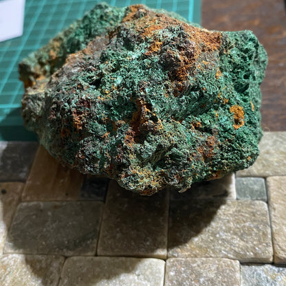 MALACHITE [ETC] - SOUTH CARADON MINE, CORNWALL  587g. MF4054