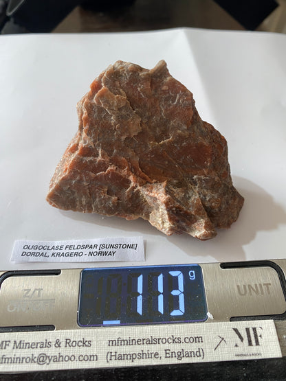 OLIGOCLASE FELDSPAR [SUNSTONE] : DORDAL, KRAGERO, NORWAY. 113g MF4901