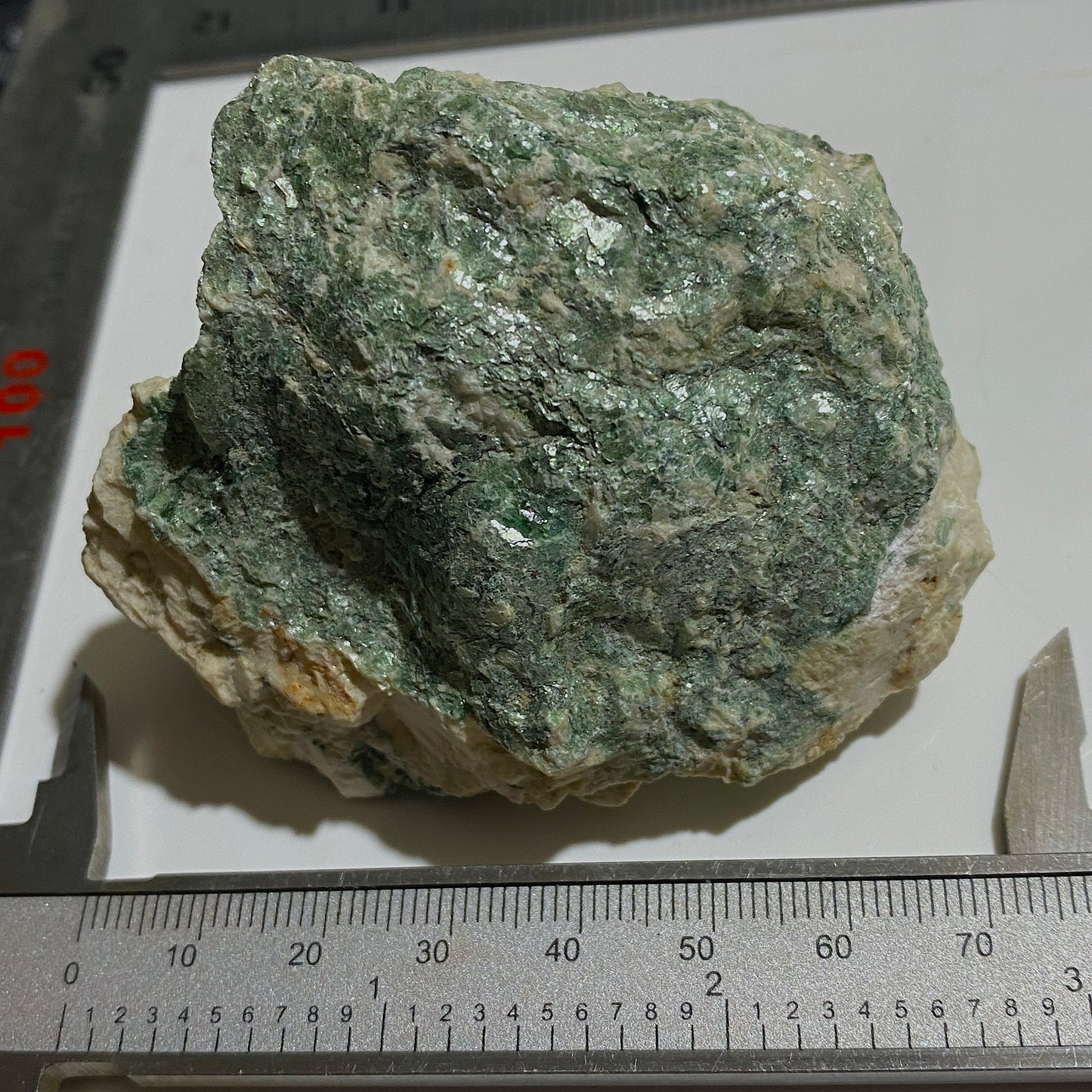 FUCHSITE MICA - GRAVES MOUNTAIN, GEORGIA,  U.S.A. 200g MF4055