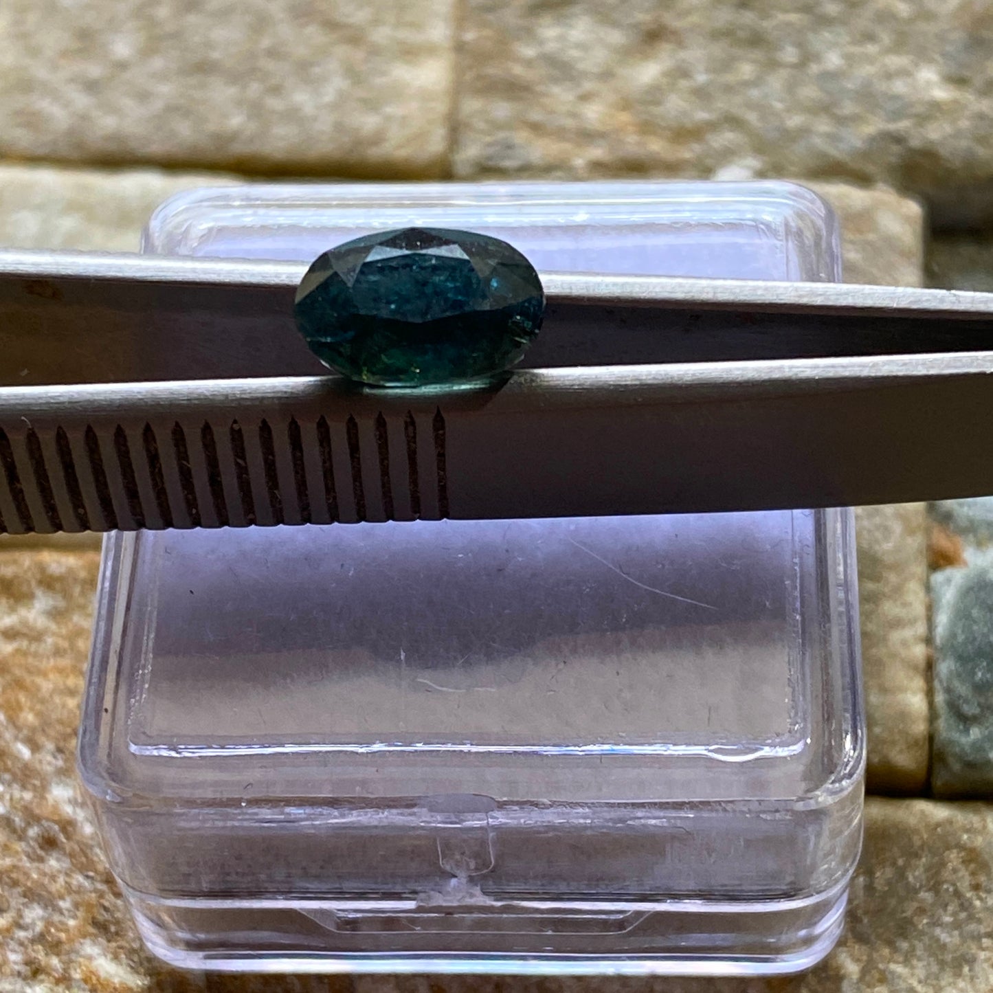 SAPPHIRE CORUNDUM NATURAL GEMSTONE - UMBA RIVER, TANZANIA. 2.0Ct. MFG5277