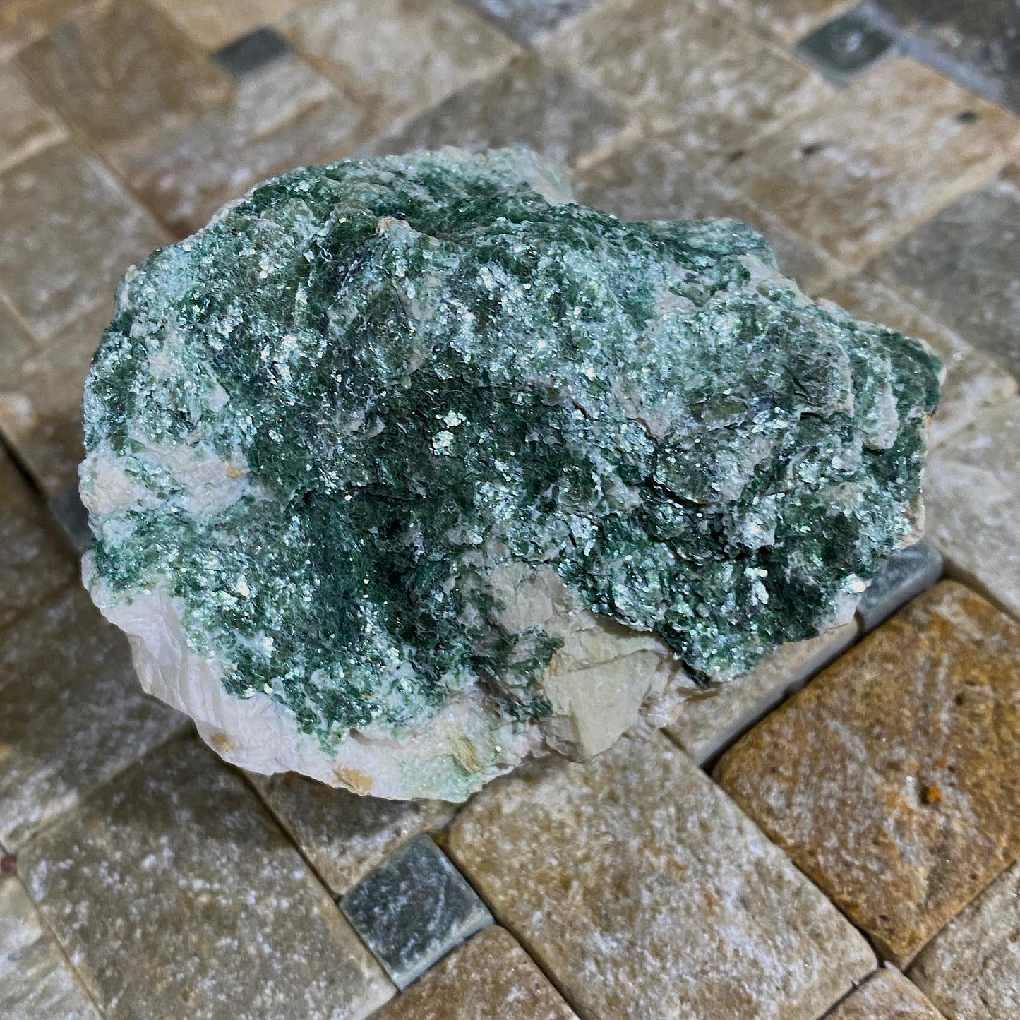 FUCHSITE MICA - GRAVES MOUNTAIN, GEORGIA,  U.S.A. 200g MF4055