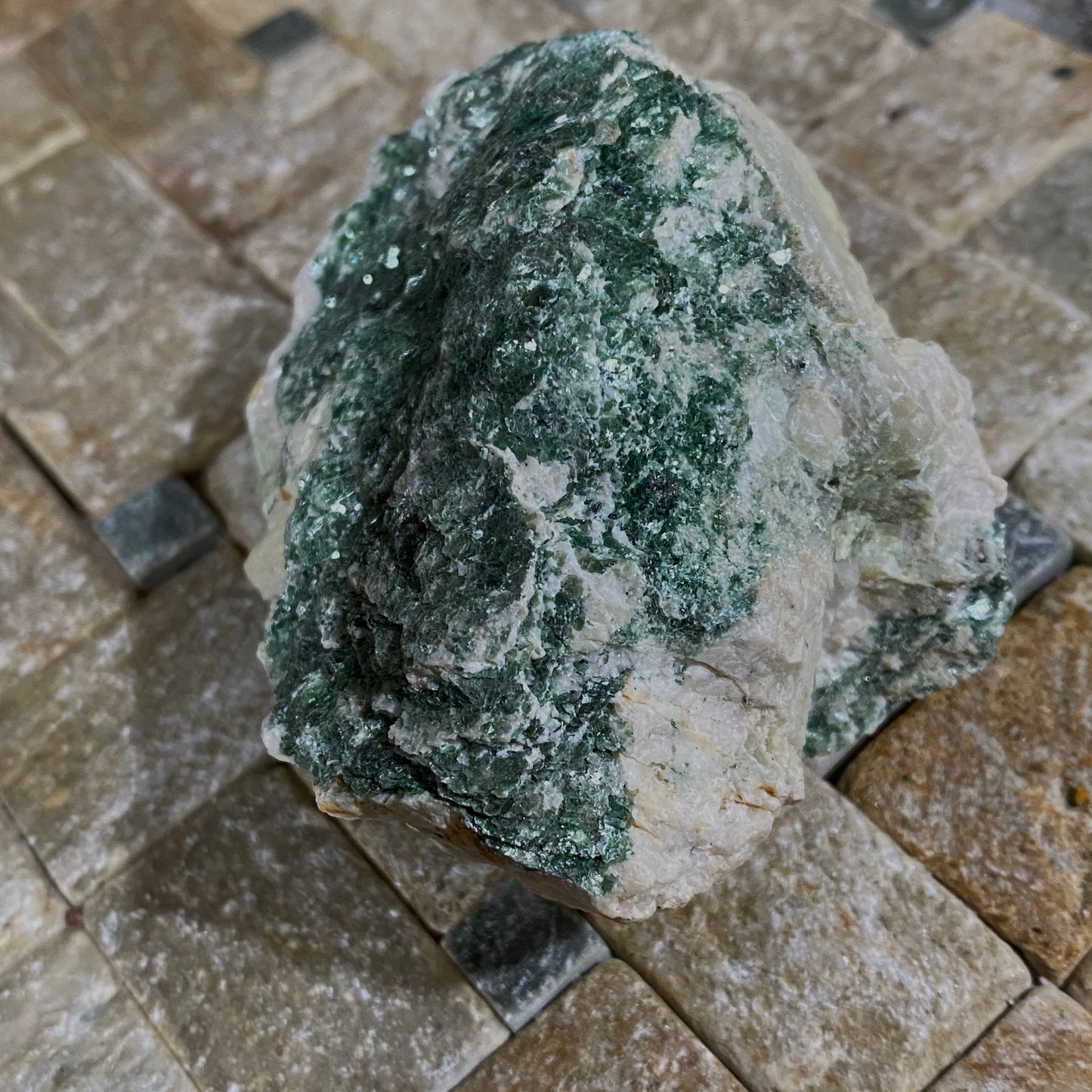 FUCHSITE MICA - GRAVES MOUNTAIN, GEORGIA,  U.S.A. 200g MF4055