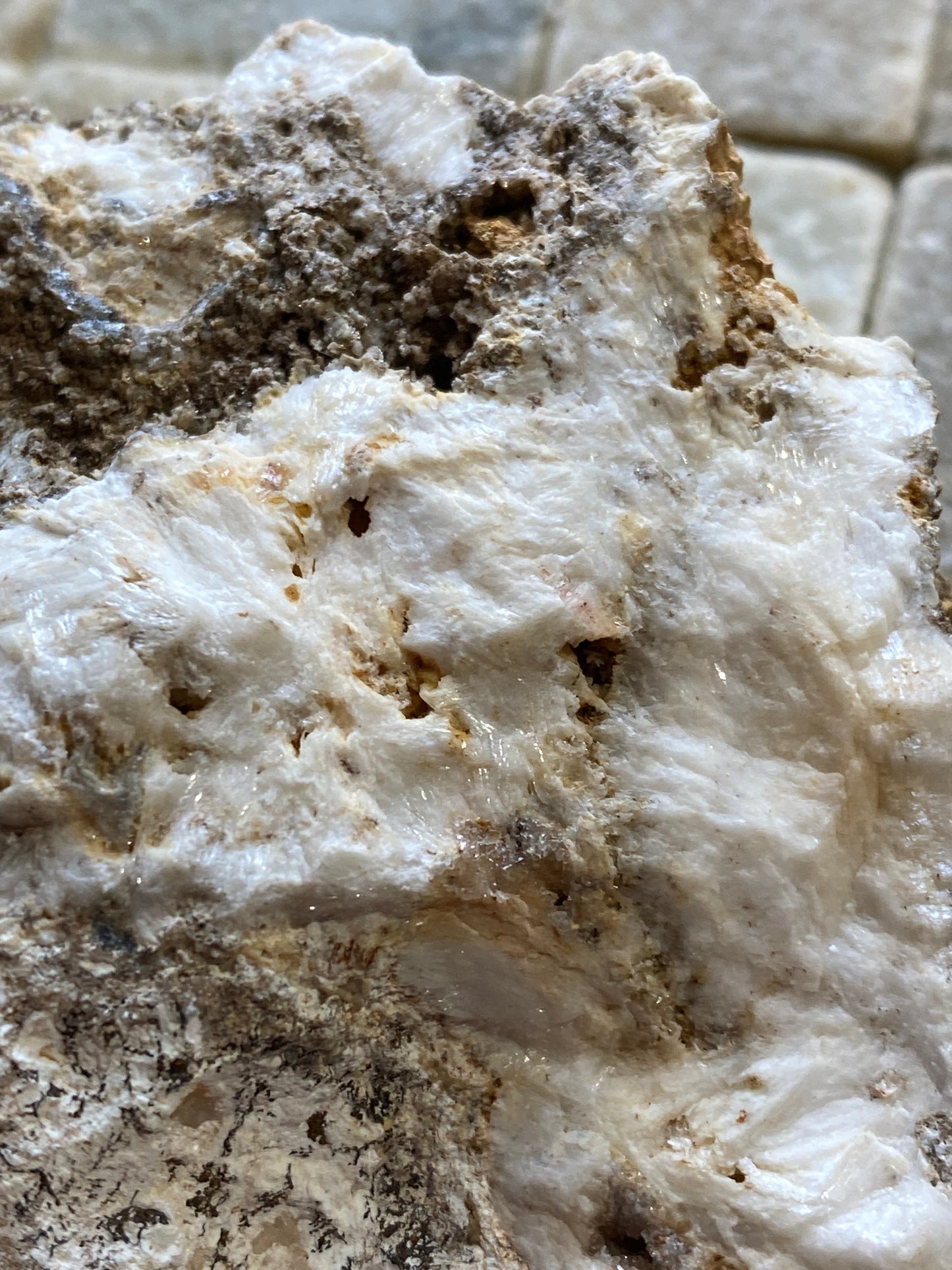 HYDROZINCITE/CALAMINE/GALENA IN BARYTE : MACHEN QUARRY, WALES 406g MF4891