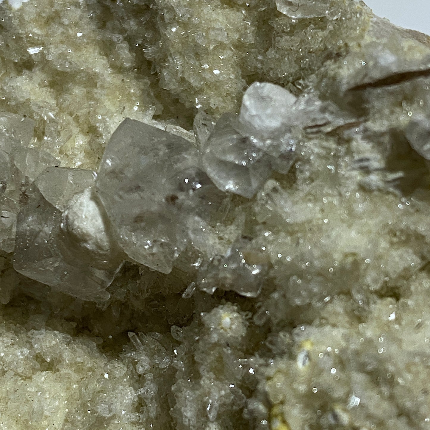 IMPRESSIVE MULTI- MINERAL SPECIMEN FROM MALAD QUARRY, INDIA 430g MF1267