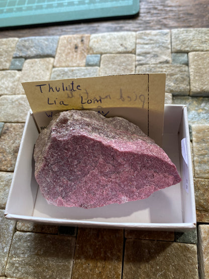 THULITE WITH PIEDMONTITE : OTTA RIVER, LOM, INNLANDET, NORWAY  80g MF4892