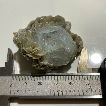 AQUAMARINE BERYL ON MUSCOVITE - PINGWU BERYL MINE, SICHUAN, CHINA 52g MF1215